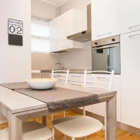 Guesthost - Mm Pozzo Strada Terrace