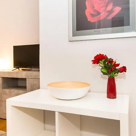 Apartment Mm Pozzo Strada Terrace *