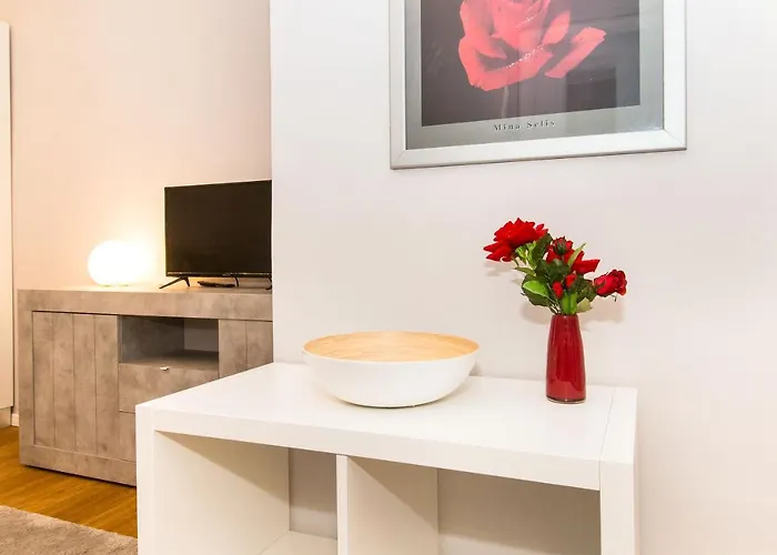 아파트 Guesthost - Mm Pozzo Strada Terrace *