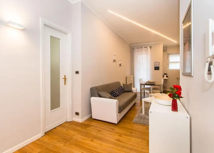 Guesthost - Mm Pozzo Strada Terrace 아파트