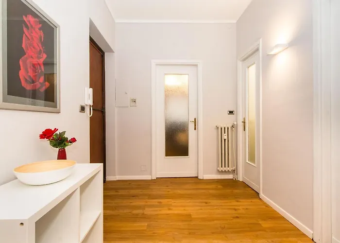 Guesthost - Mm Pozzo Strada Terrace 아파트