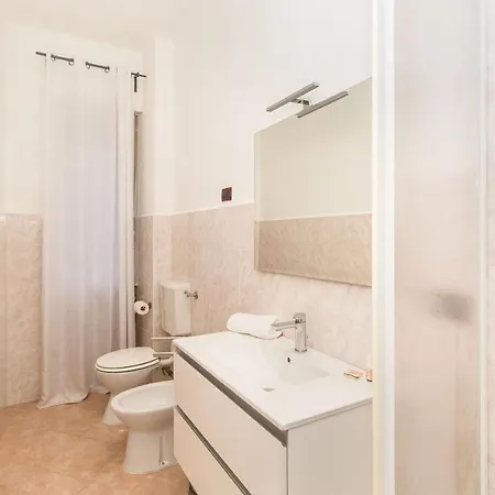 شقة Guesthost - Mm Pozzo Strada Terrace *