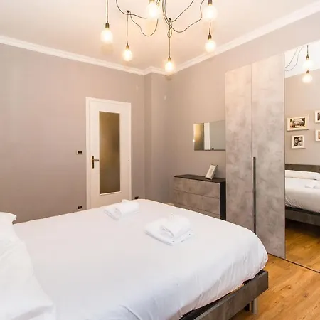 Guesthost - Mm Pozzo Strada Terrace شقة *
